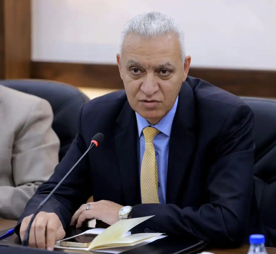 العموش : مجالس أمناء الجامعات غير قانونية
