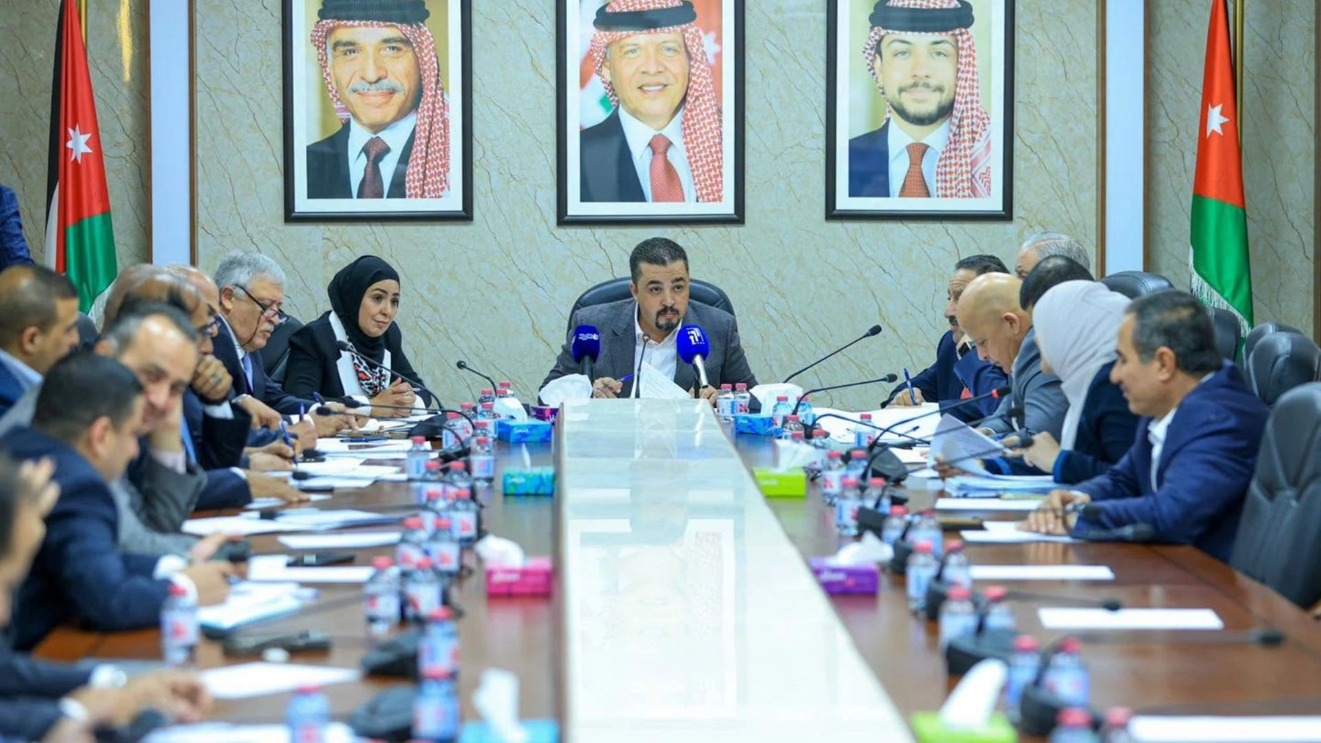 لجنة العمل النيابية تبدا مناقشة مشروع قانون تنظيم العمل المهني