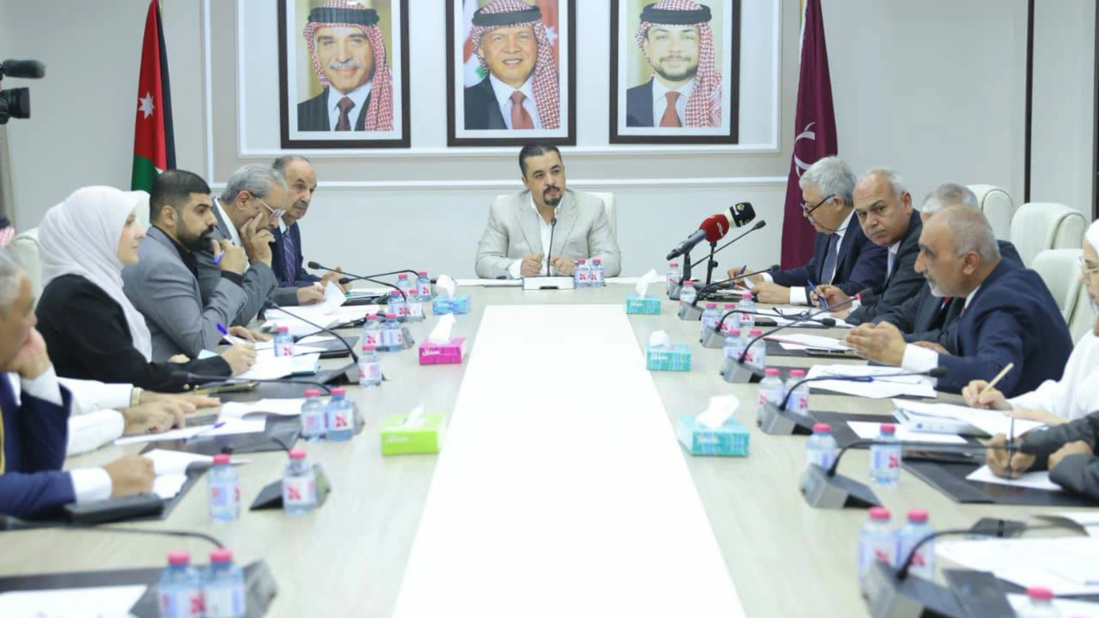 لجنة العمل النيابية تقر مشروع قانون تنظيم العمل المهني