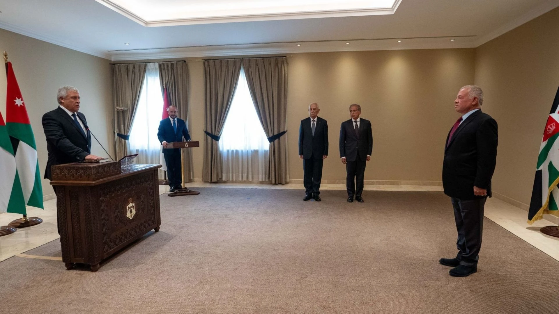 ارادة ملكية بتعديل وزاري في حكومة الدكتور جعفر حسان