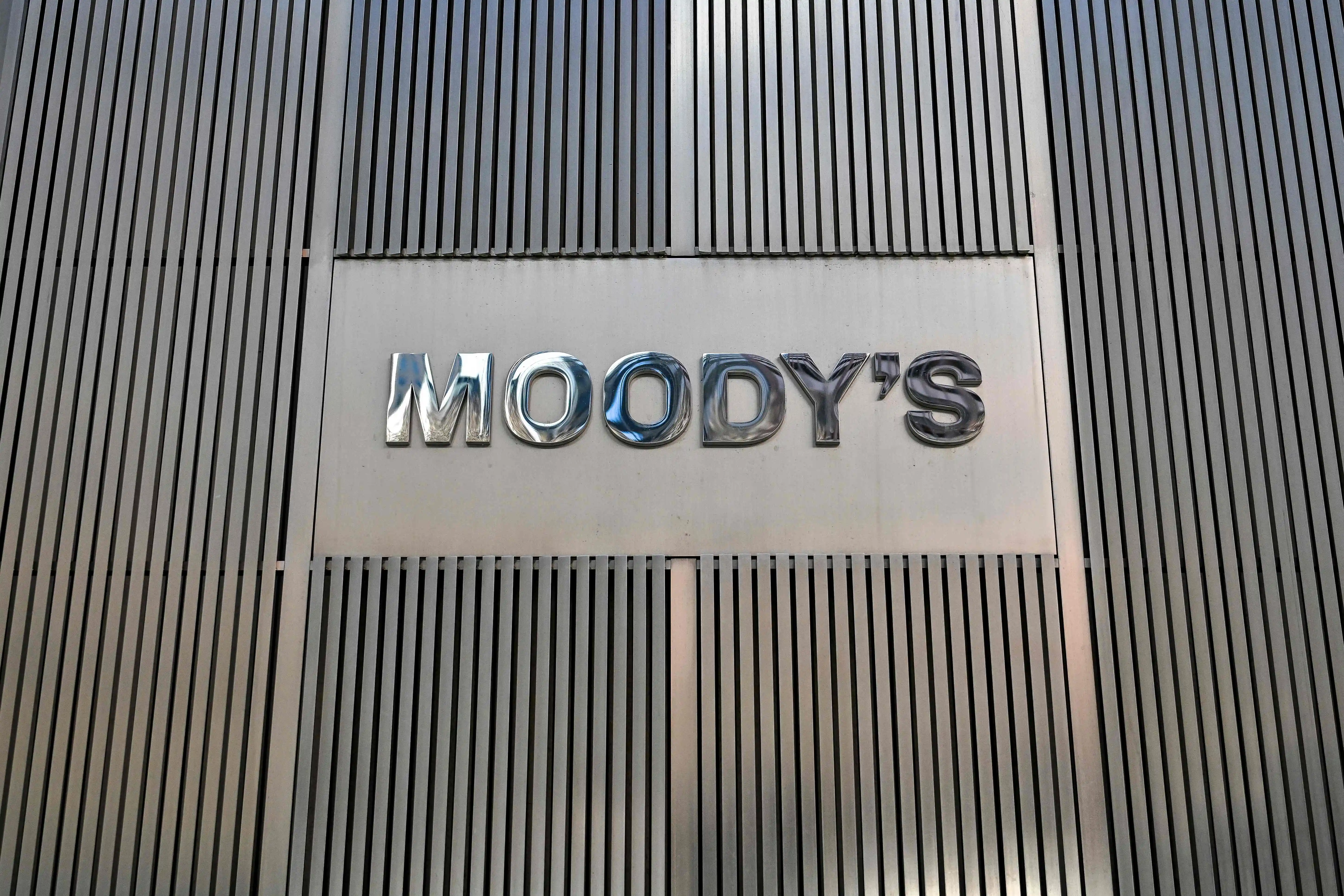 {title}