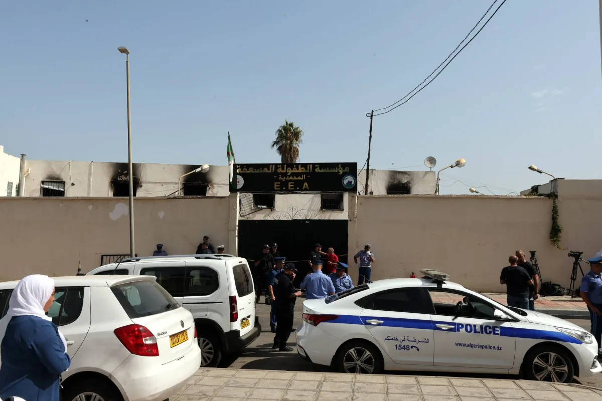 فاجعة في الجزائر مقتل 11 طفلا في حريق دار ايتام بالعاصمة