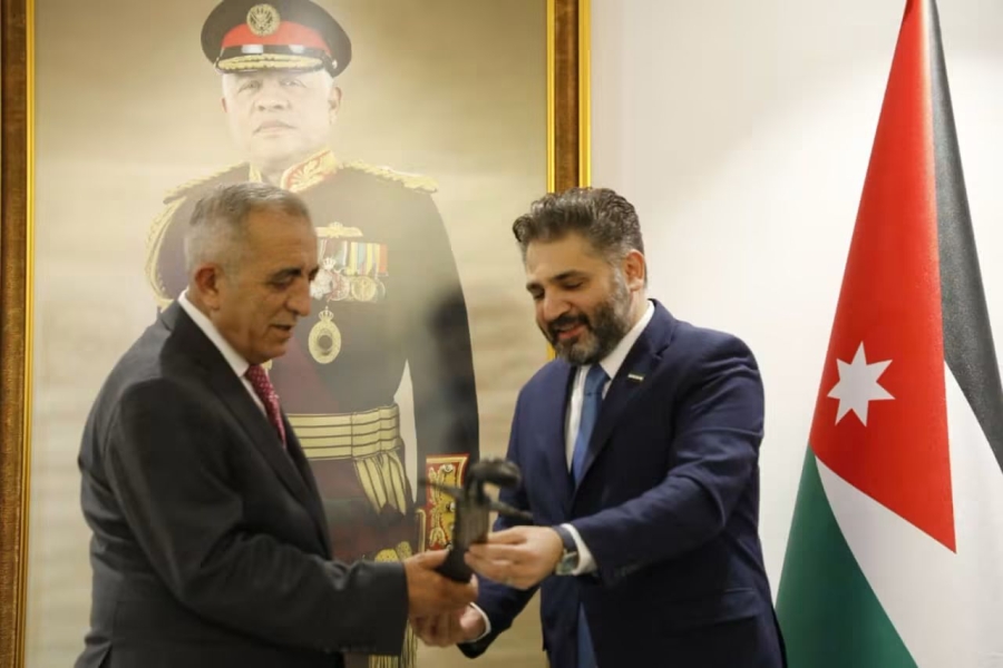 الوزير الرواشدة يلتقي نظيرة السوري