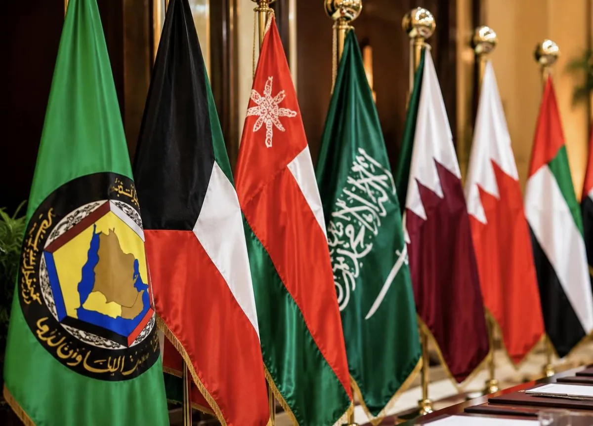 اقتصادات الخليج تواجه تثبيت الفائدة الاميركية بدعم النفط وقوة الملاءة المالية