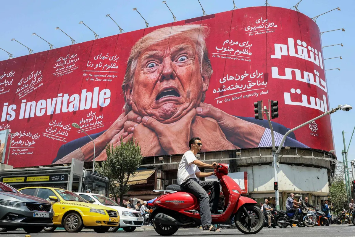 ايران تتهم واشنطن بتصعيد التوتر وتحذر من توسيع نطاق المواجهة