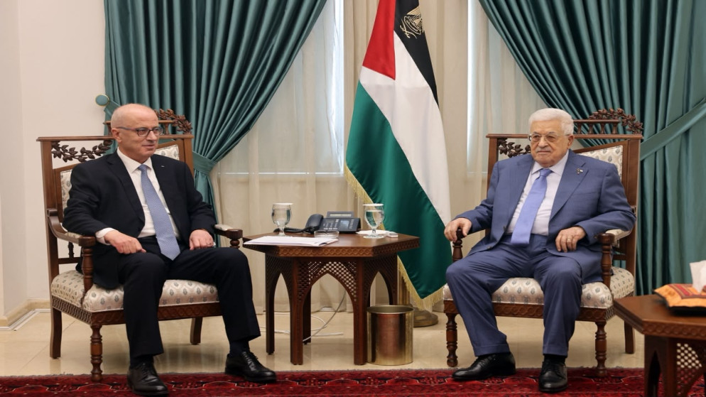 عباس يؤكد التزام السلطة الفلسطينية باجراء الانتخابات التشريعية في موعدها