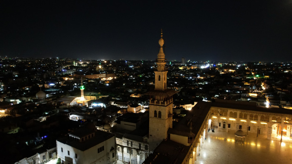 السيطرة على حريق محدود في الجامع الاموي بدمشق