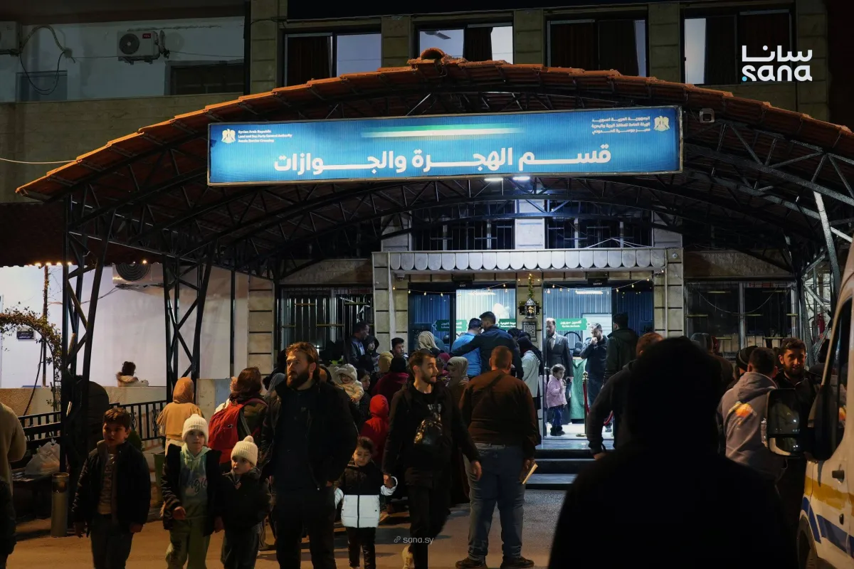 حركة نشطة في منفذ جوسية الحدودي مع لبنان وتسجيل عودة الاف السوريين