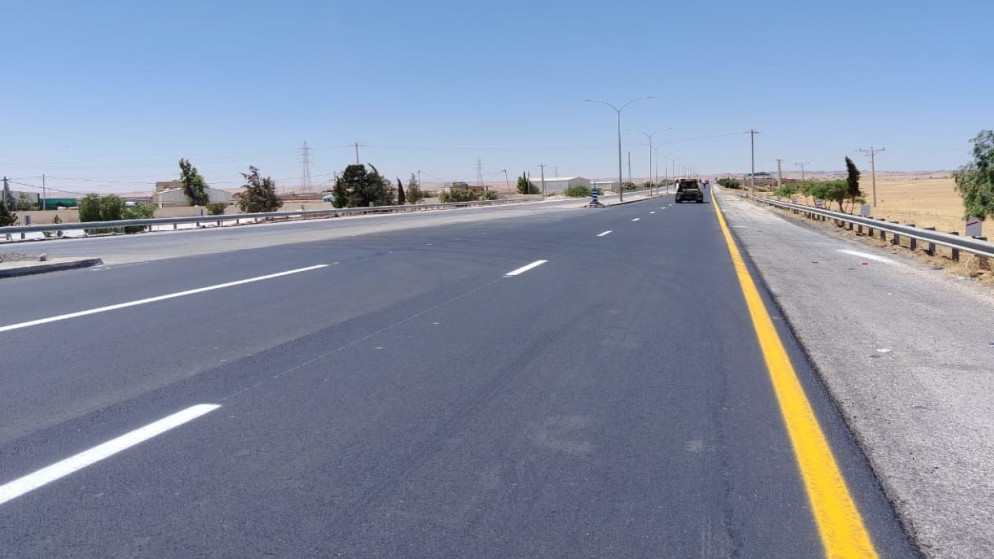 وزارة الاشغال تنجز اعمال صيانة حيوية لطرق اقليم الجنوب