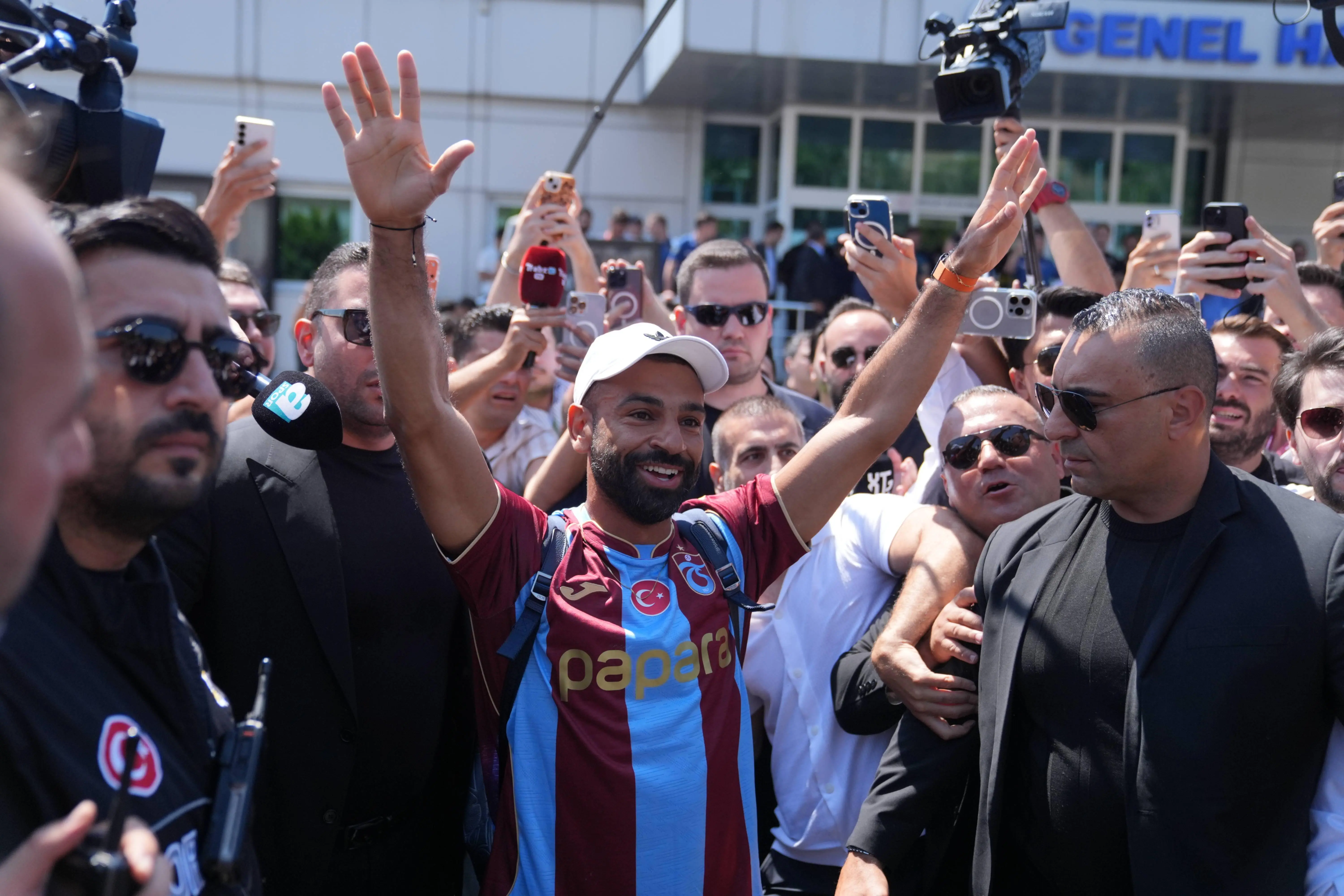 تاثير انتقال محمد صلاح على سهم طرابزون سبور في البورصة