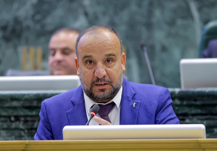 النائب الحميدي : تلقوا عن رؤوسكم