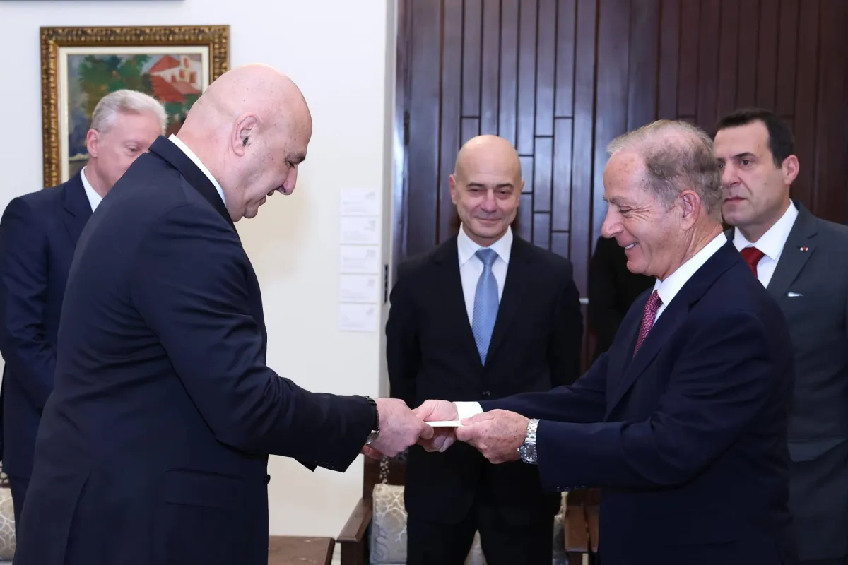 السفير الاميركي يؤكد تفاؤله بمسار المفاوضات اللبنانية الاسرائيلية