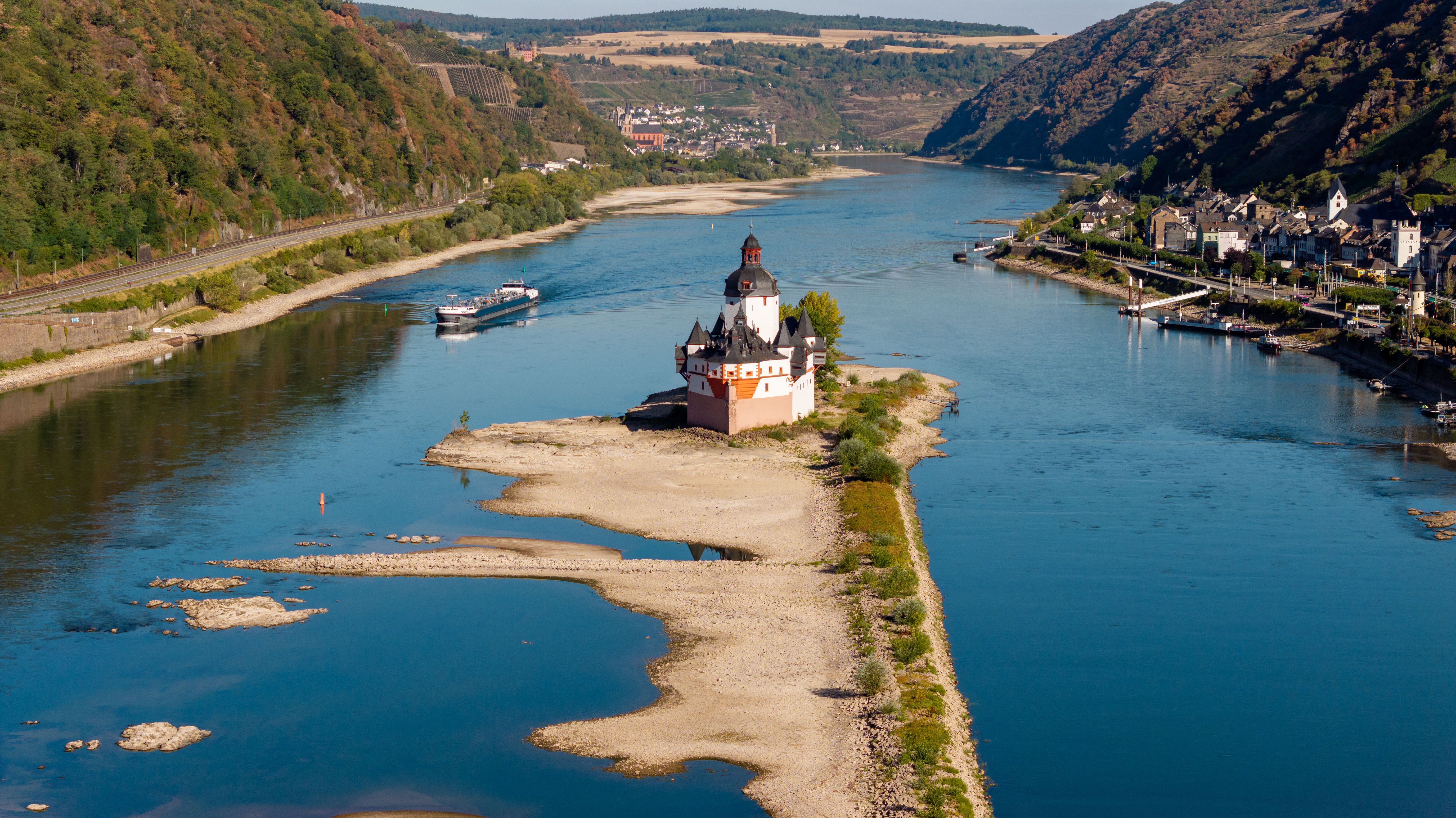 ازمة انخفاض مناسيب الانهار في المانيا تهدد سلاسل الامداد وترفع الاسعار