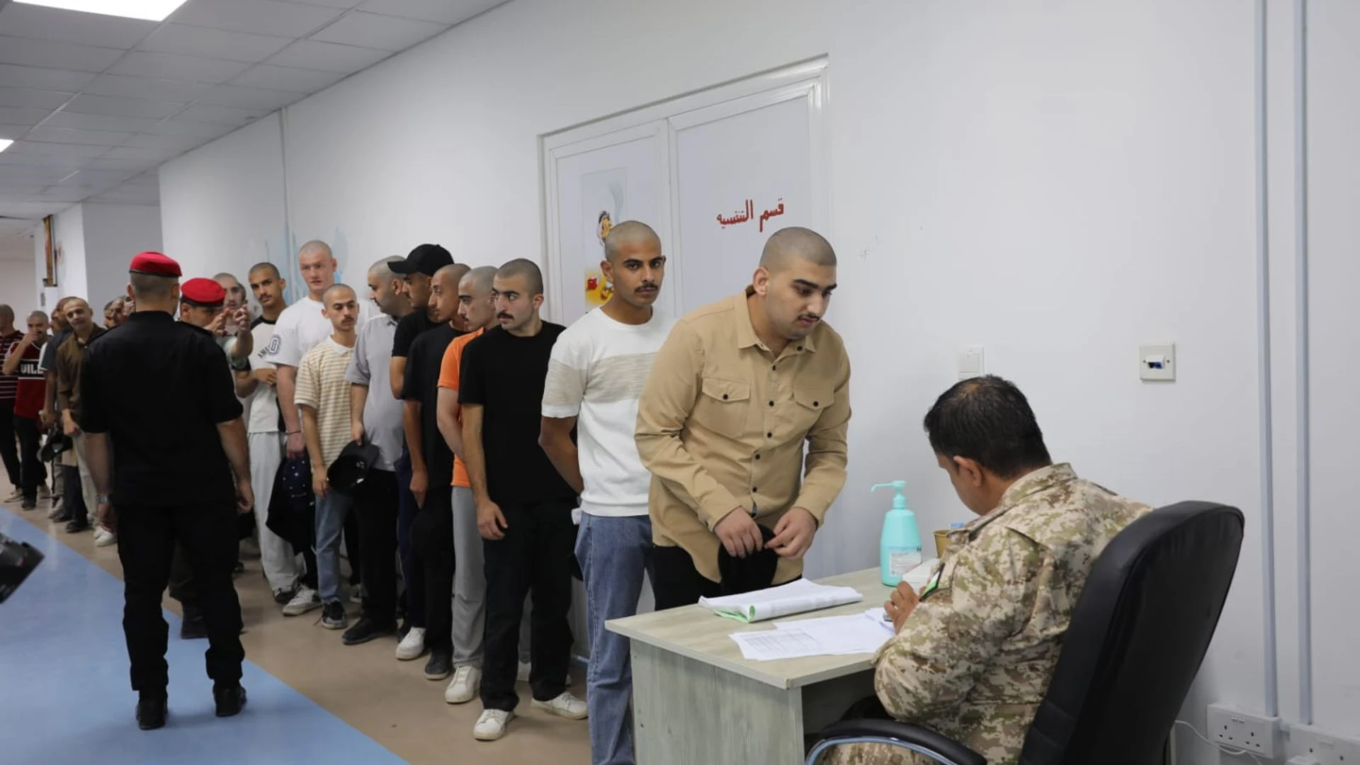 القوات المسلحة تباشر الفحوصات الطبية للدفعة الثالثة من مكلفي خدمة العلم