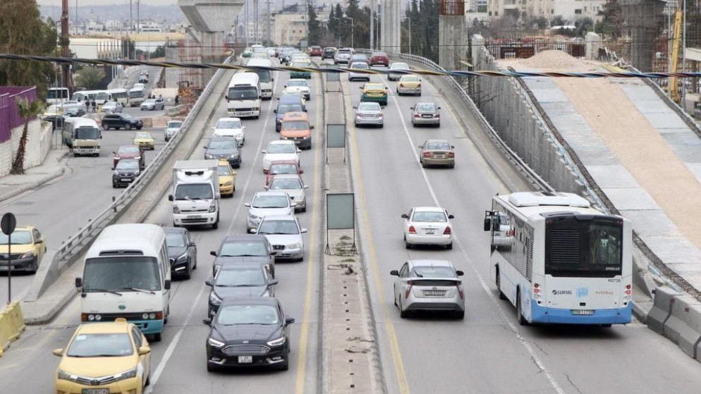 بدء التشغيل التجريبي لخط النقل بين عمان وعجلون