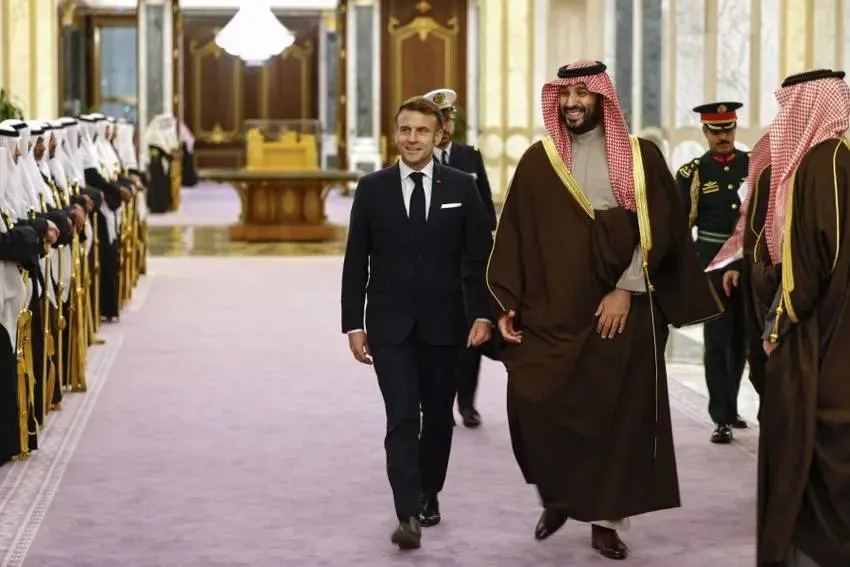 تطور الشراكة الاستراتيجية السعودية الفرنسية عبر 9 زيارات رسمية