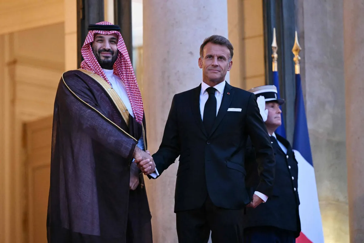 تعزيز الشراكة الاستراتيجية والتعاون الدفاعي بين السعودية وفرنسا