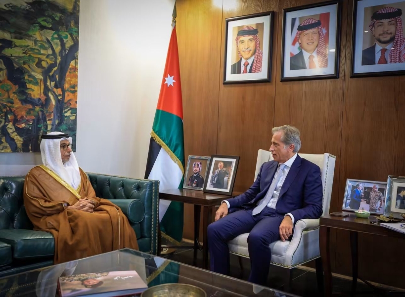 دولة حسان يستقبل المدير السويدي