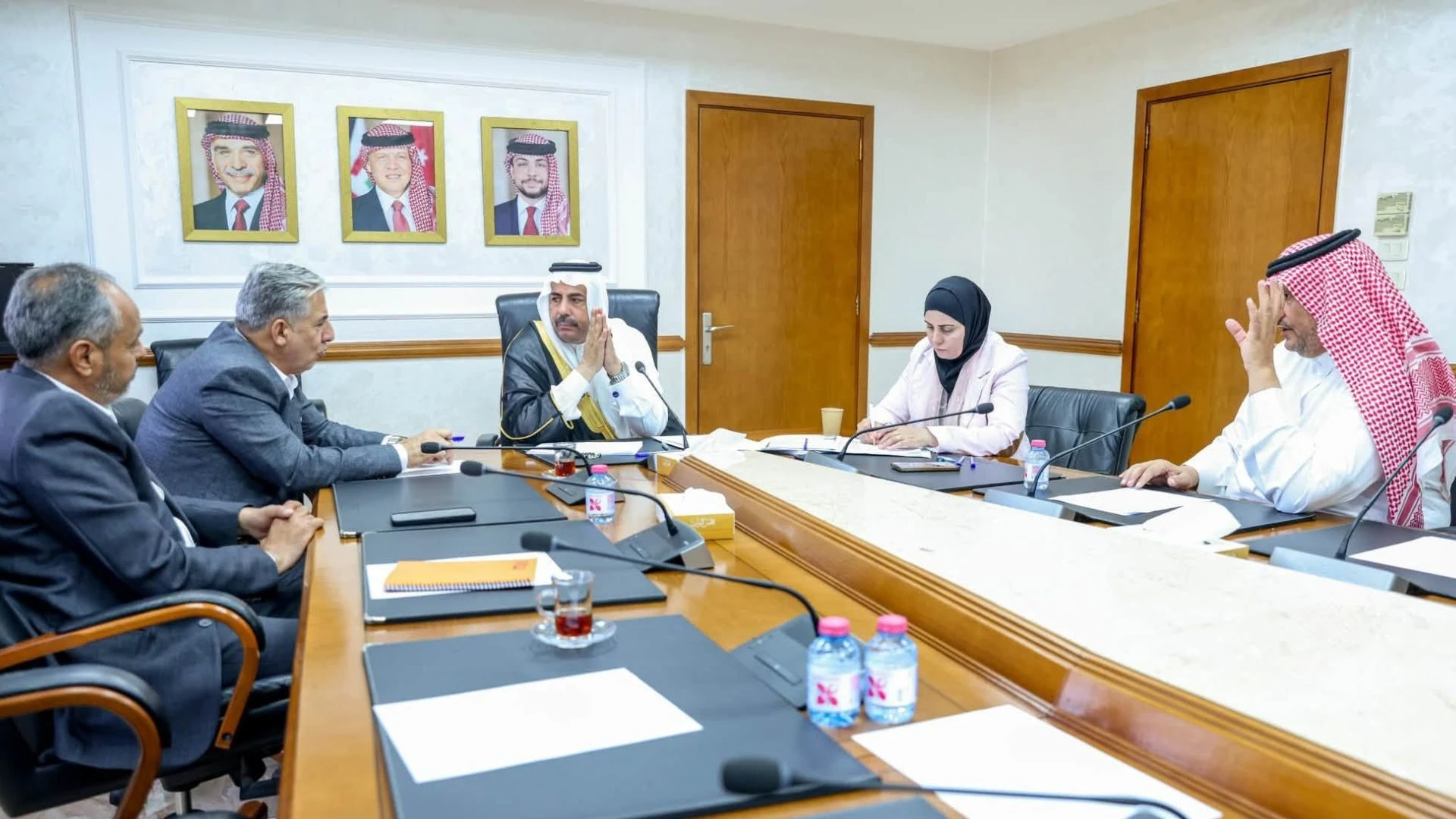 لجنة النقل النيابية تناقش مطالب اصحاب صهاريج نقل حامض الفوسفوريك