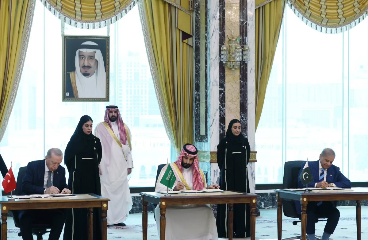 لجنة اتفاقية مكة للدفاع المشترك تعقد اجتماعها الاول في اسطنبول
