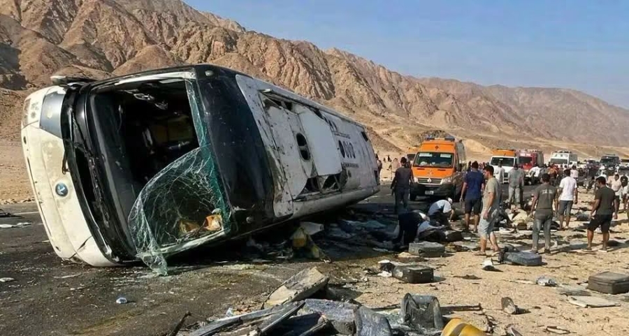 تفاصيل حادث السير المؤسف في مصر ... واردنيين على متن الحافلة