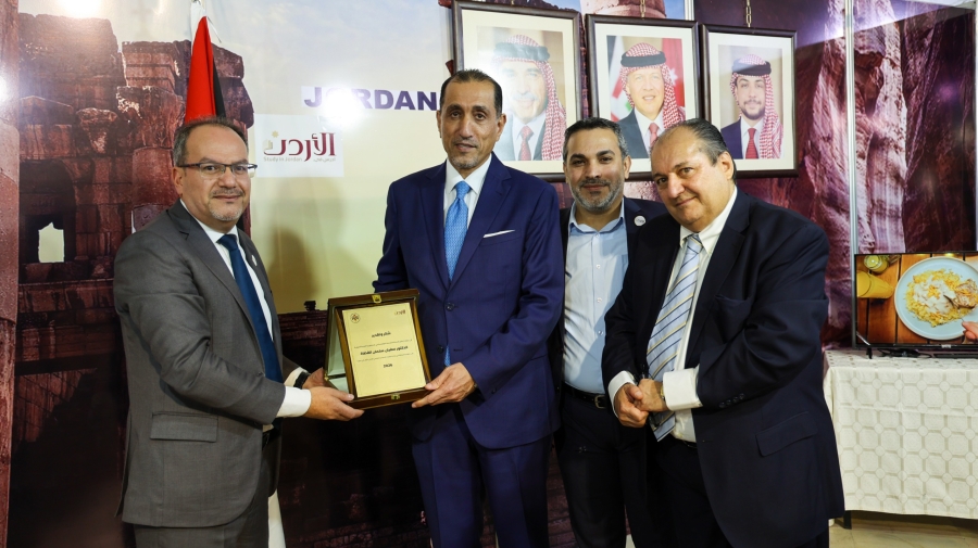 الحكومة والجامعات الرسمية والخاصة تشارك في معرض حلب
