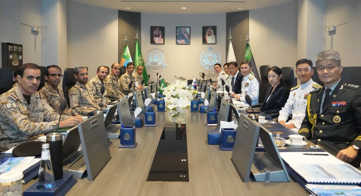 السعودية وكوريا الجنوبية تبحثان تعزيز التعاون العسكري البحري
