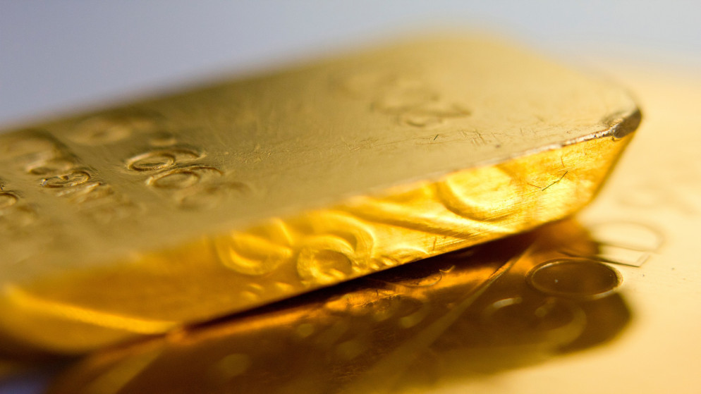 ارتفاع اسعار الذهب عالميا مع تراجع الدولار وعوائد السندات