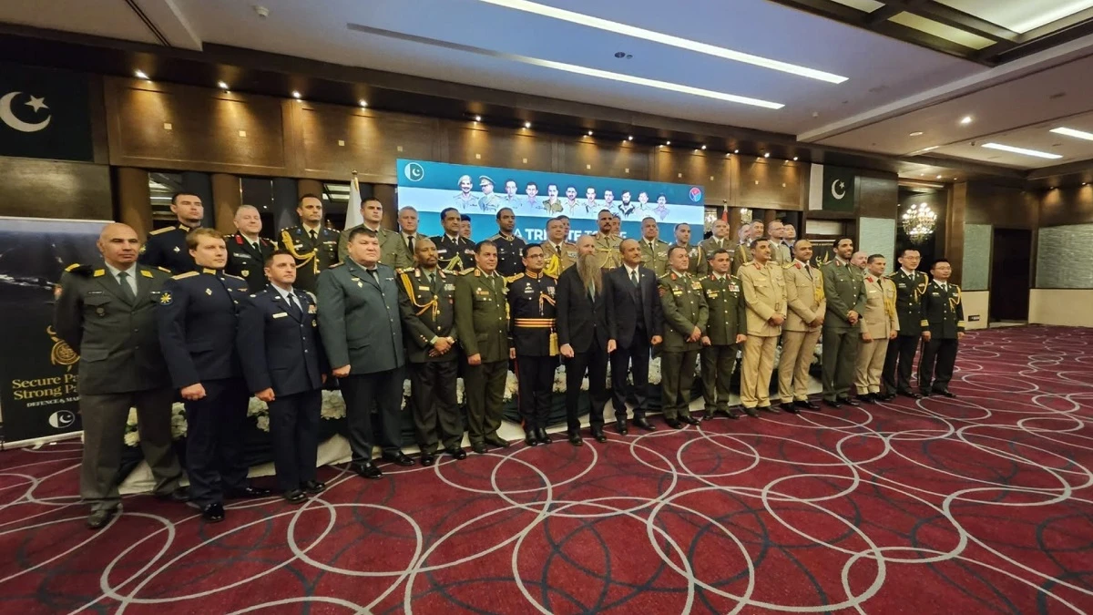السفارة الباكستانية في عمان تحيي يوم الدفاع والشهداء