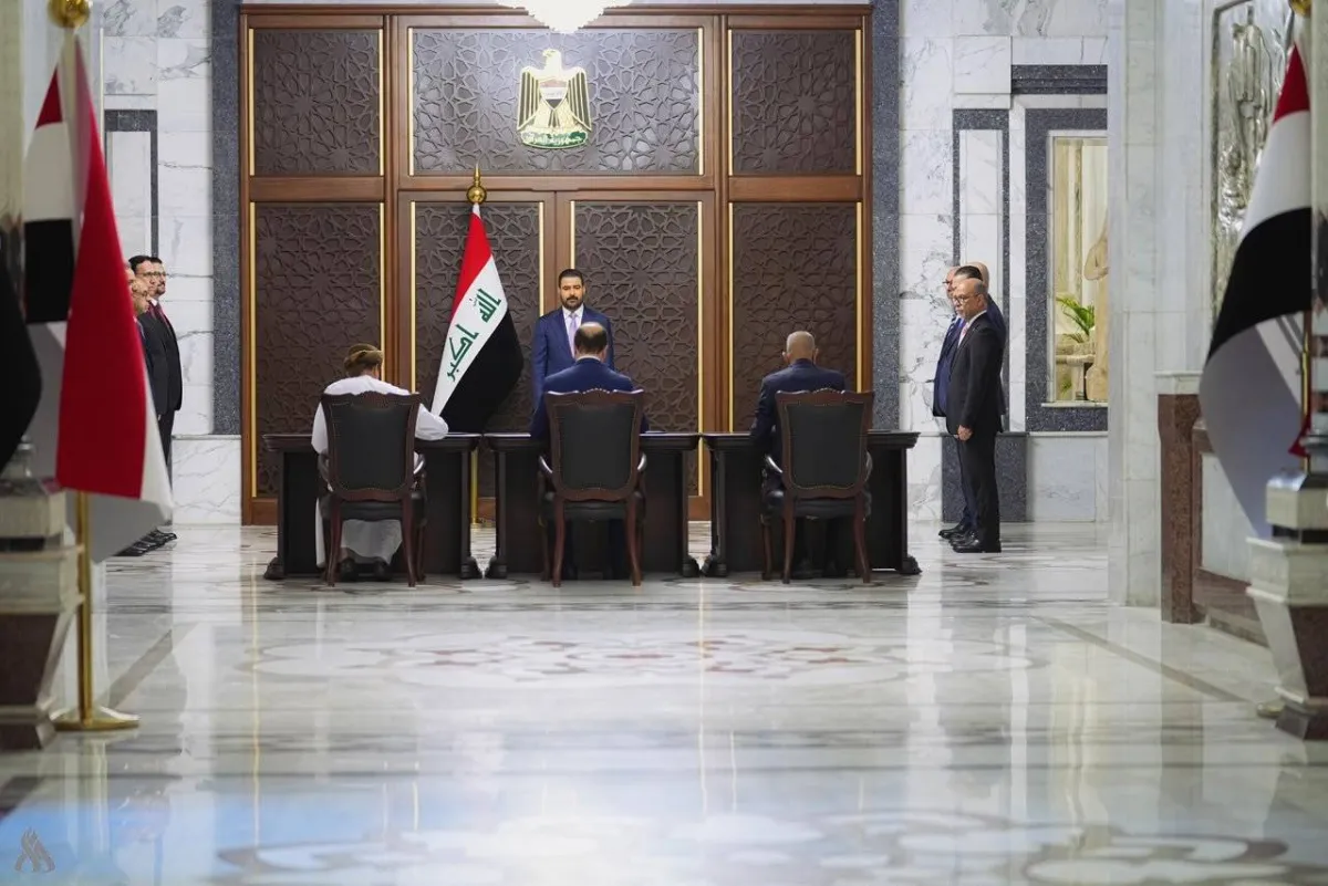 العراق يوقع عقدا استراتيجيا لتطوير حقل عجيل النفطي