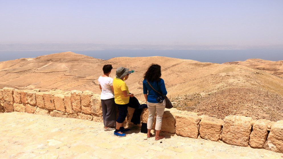 موقع مكاور الاثري يستقبل آلاف الزوار ويحتضن فعالية لتعزيز مكانته السياحية