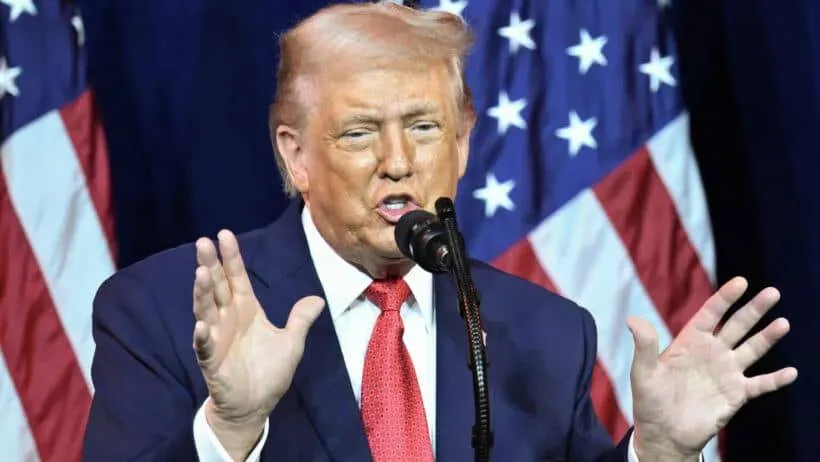 ترمب يشدد على اتفاق مناسب مع ايران وسط تحركات لتنظيم الملاحة في مضيق هرمز