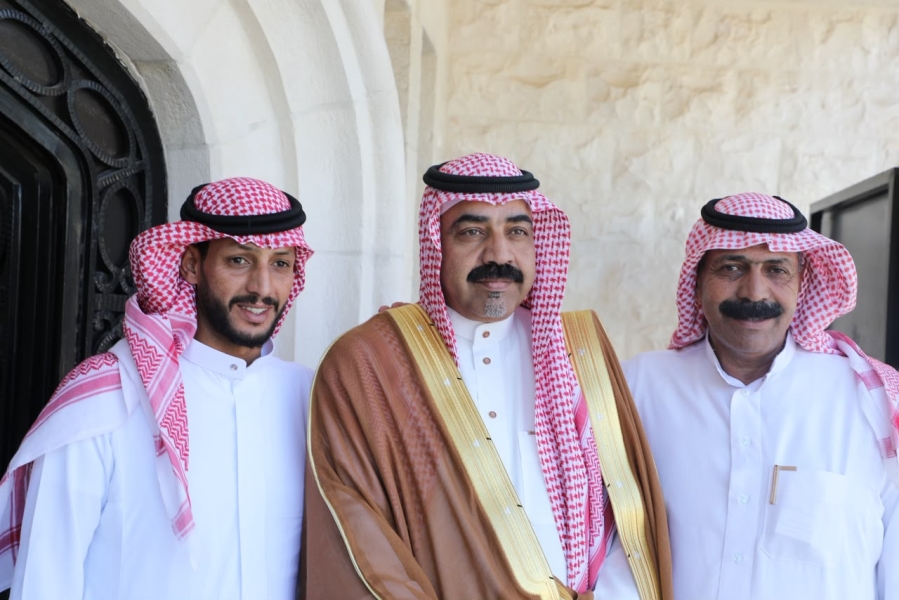 بيت عزاء وفيات المكلفين حافله الابيض في ديوان هلسا بعمان