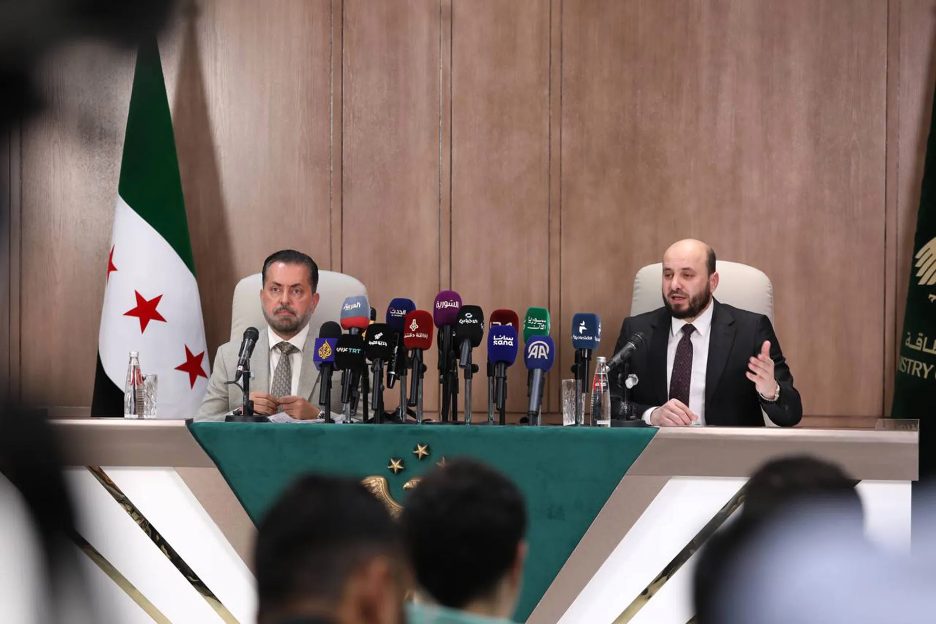 سوريا تطرح 3 اسعار للمازوت وتستأنف تشغيل مصاف محلية