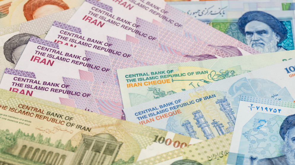 تركيا تلغي ترخيص بنك ملت الايراني