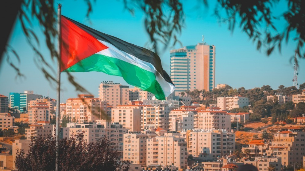 محمد مصطفى يبحث مع البنك الدولي حشد الدعم المالي لفلسطين