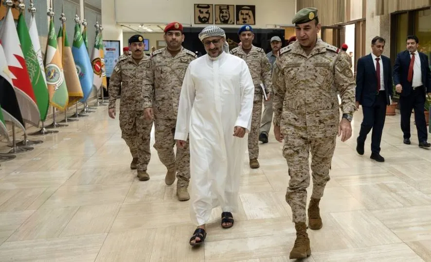 السلمان وطارق صالح يبحثان في الرياض تعزيز جاهزية القوات اليمنية