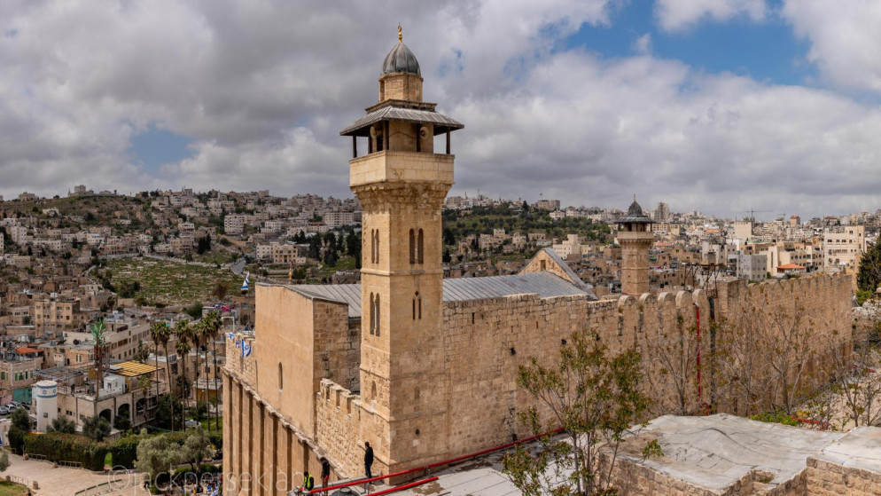 قوات الاحتلال تغلق الحرم الابراهيمي في الخليل لثلاثة ايام