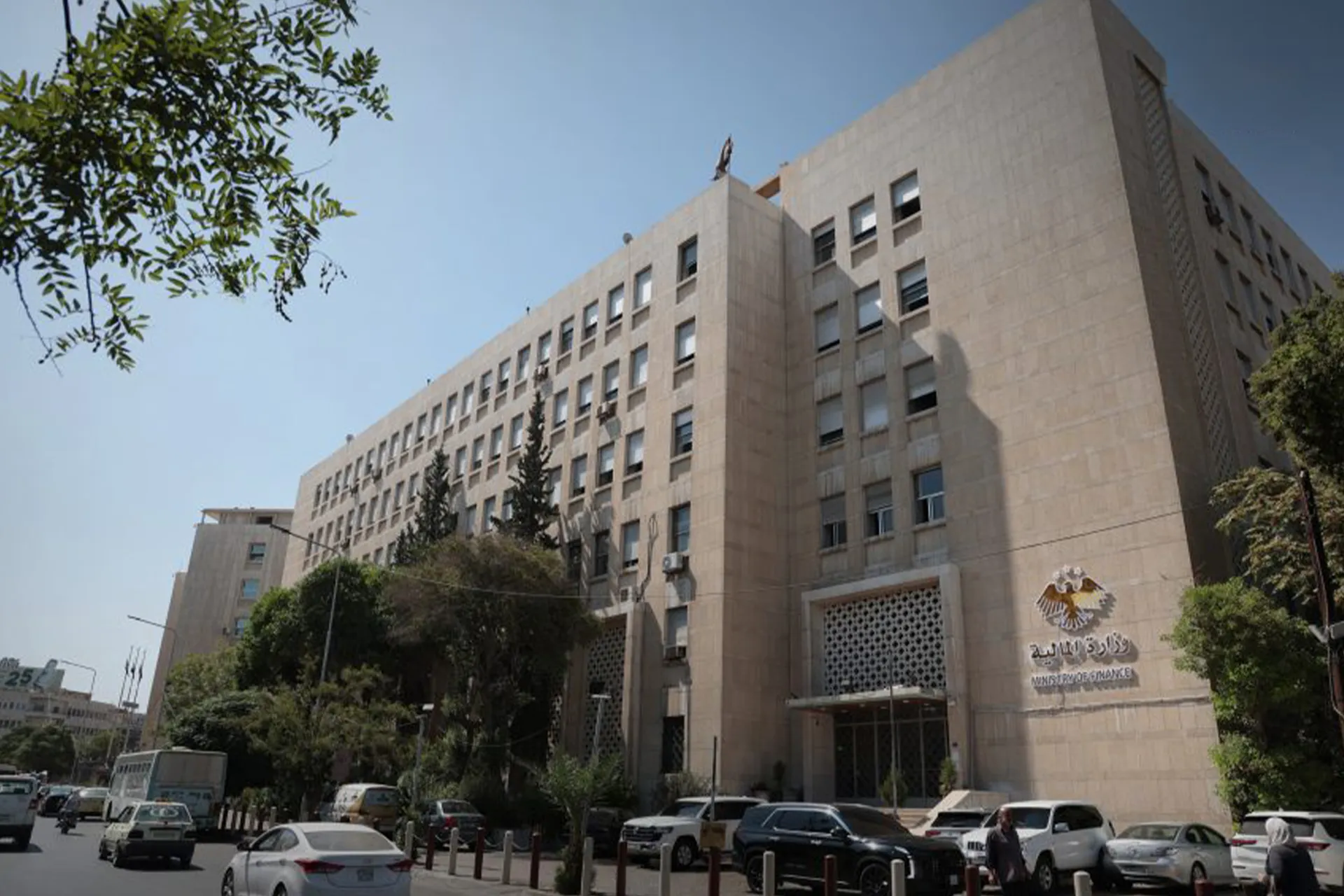 الرئاسة السورية توجه بترشيد الانفاق العام وخفض النفقات غير الضرورية