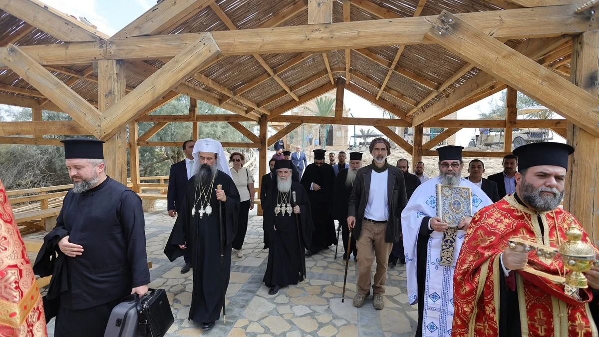 بطريرك بلغاريا يزور موقع المغطس في الاردن