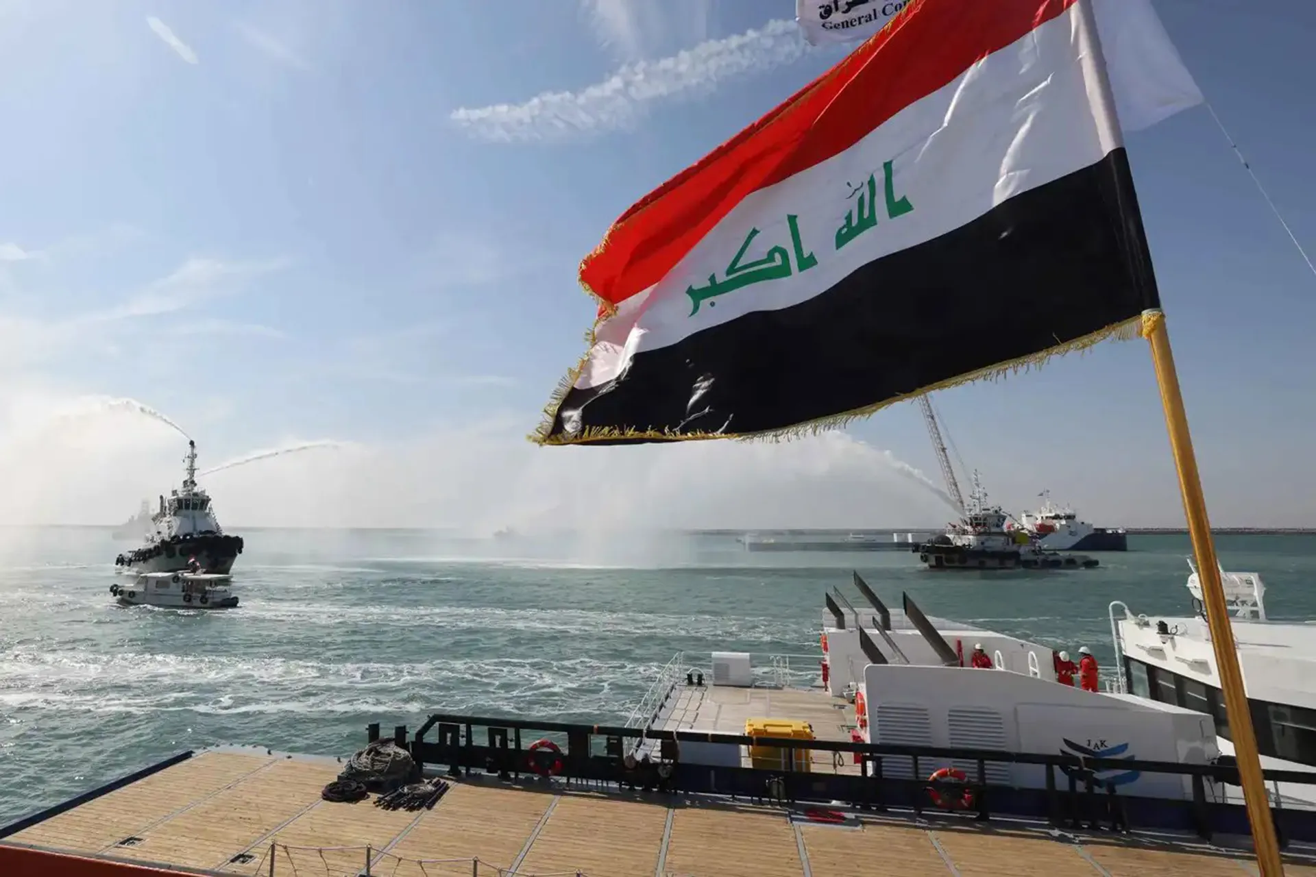 العراق ينجح في نقل مليوني برميل من النفط خارج مضيق هرمز