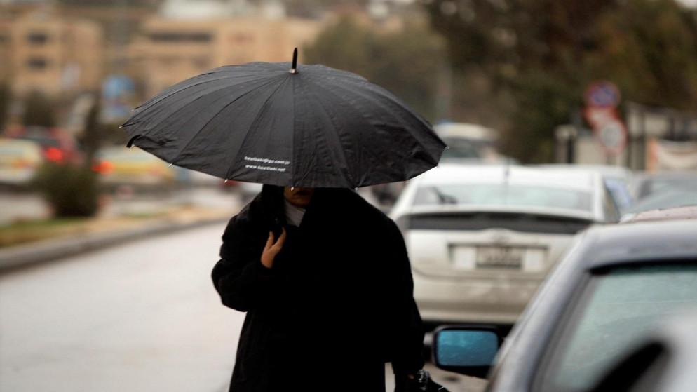حالة الطقس في الاردن اليوم زخات مطرية متفرقة وتحذيرات من الغبار