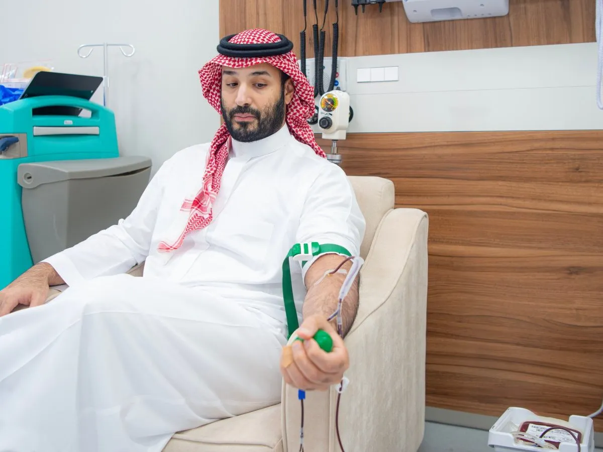 ولي العهد السعودي يطلق الحملة الوطنية للتبرع بالدم