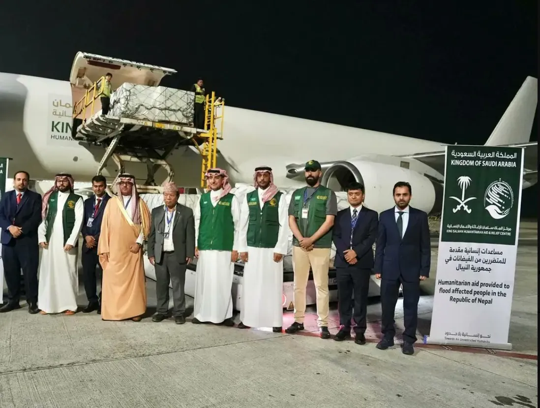 طائرة اغاثية سعودية تصل الى نيبال لدعم متضرري الفيضانات