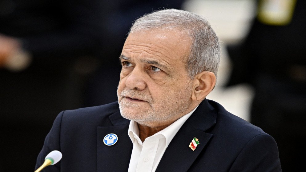 الرئيس الايراني يشترط غياب الضغوط لانجاح المباحثات مع واشنطن