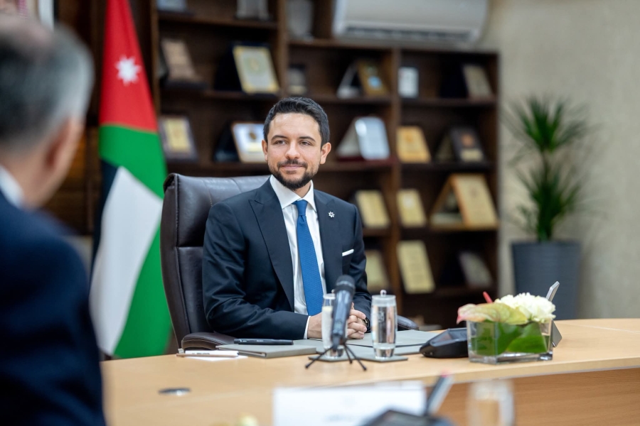 ولي العهد يزور وزارة العدل 