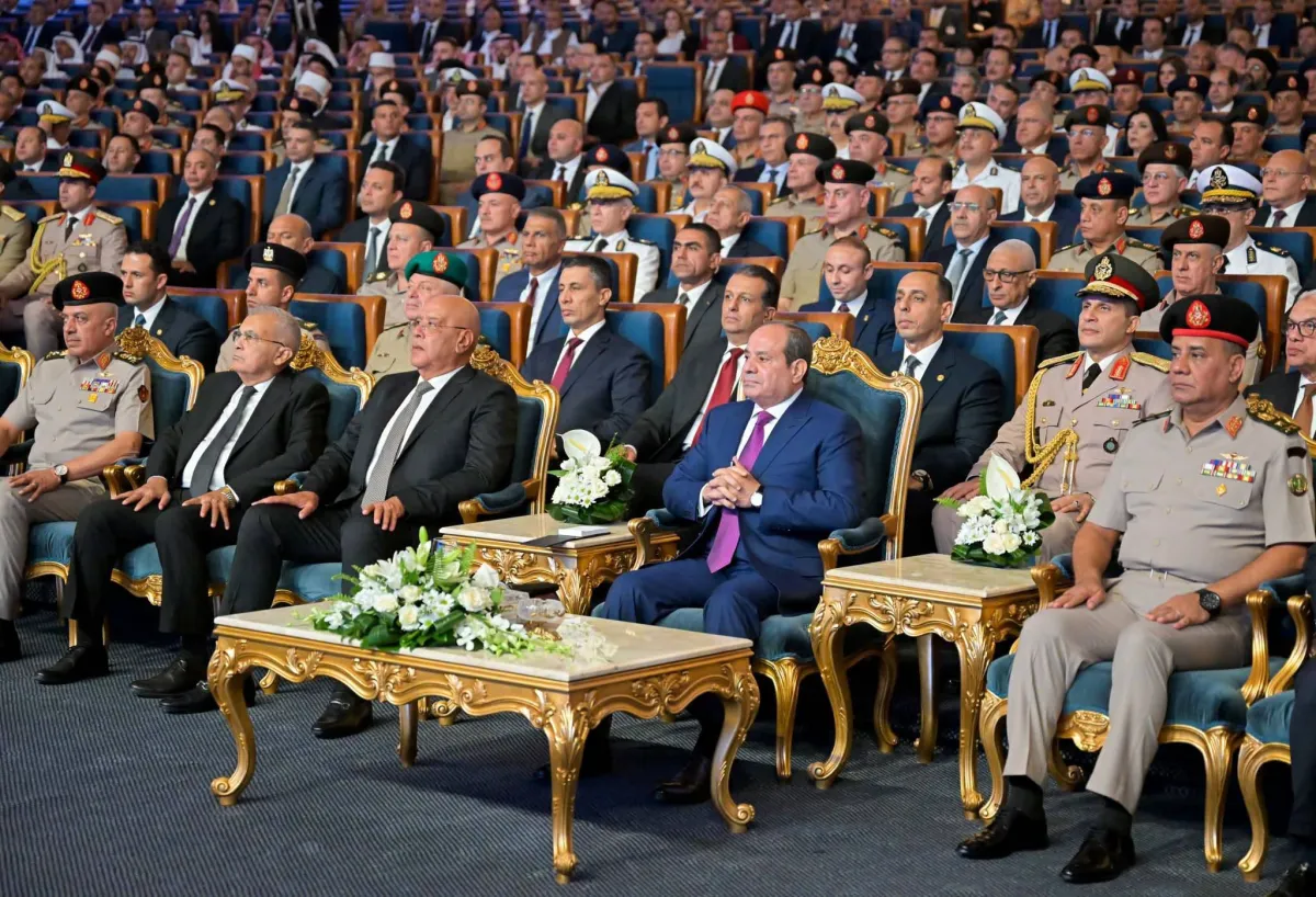 ترحيب حزبي بتأكيدات السيسي حول عدم المساس بالدستور المصري