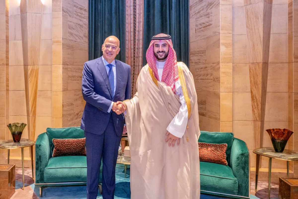 السعودية واليونان تبحثان تداعيات هجمات الحوثيين على الامن الاقليمي