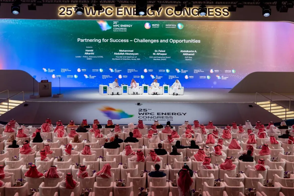 مشروع نيوم للهيدروجين الاخضر يقترب من الاكتمال بنسبة 96 بالمئة