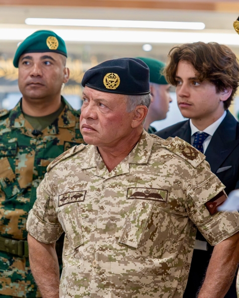 الملك يزور القيادة العامة للقوات المسلحة